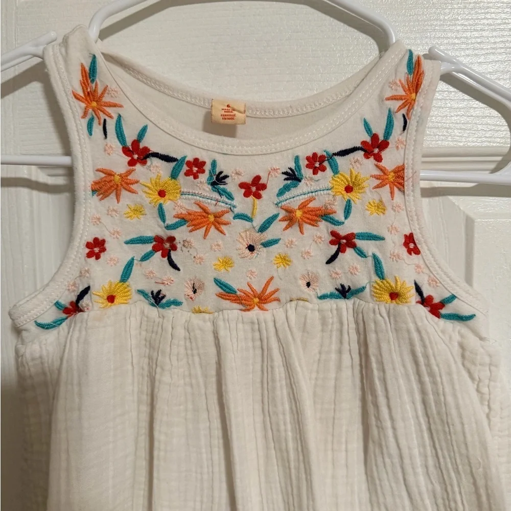 Harper Canyon White Dress with Floral Embroidery